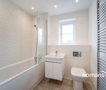 Brunswick Road, Deepcut, Camberley, Surrey, GU16 - Photo 2