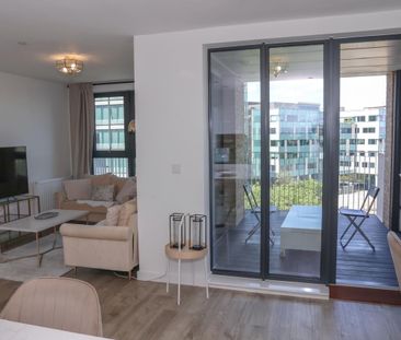3 Bed Flat, Viscount House, NW10 - Photo 5