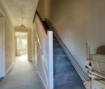 2 bedroom terraced house to rent - Photo 2