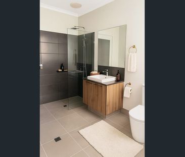 Room 2/63 Compass Way, Mount Duneed, Vic 3217 - Photo 5