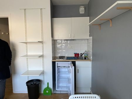Appartement STUDIO à louer à VANNES - Photo 2