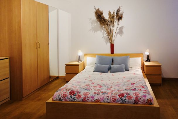 Ruime gemeubelde kamer met alle comfort - Brussel centrum - Foto 1