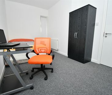 1 bed house share to rent in Scarlett Street, Burnley, BB11 - Photo 4