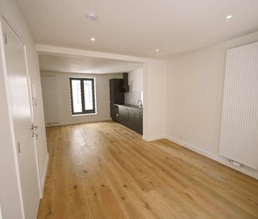 KNAP GERENOVEERD LICHTRIJK APPARTEMENT CENTRUM BLANKENBERGE - Photo 5