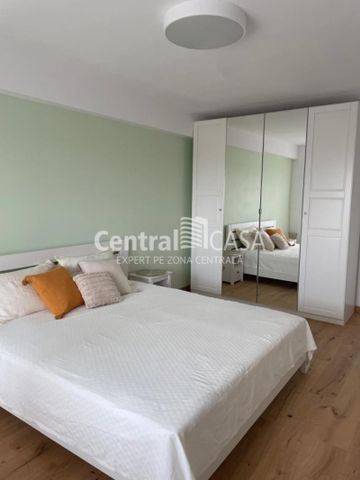 Apartament de inchiriat cu 3 camere, Copou - Photo 3