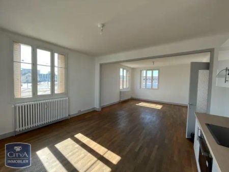 Appartement à louer 5 pièces 105.77m² - Photo 2