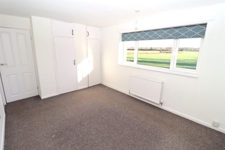 0 BED Semi-detached house To rent - Photo 2