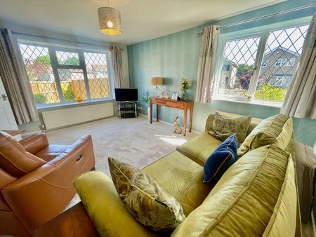 3 bedroom detached house to rent - Photo 4
