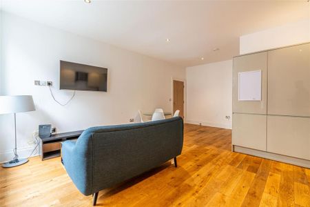 3 bedroom apartment to rent - Photo 3