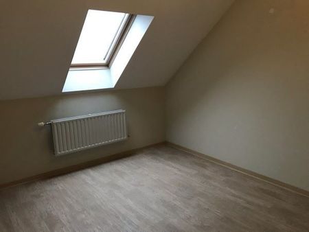 Gezellige halfopen woning met 3 slaapkamers, veranda en carport in Paal - Photo 4