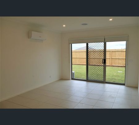 23 Wicklow Drive, Melton South, Vic 3338 - Photo 5