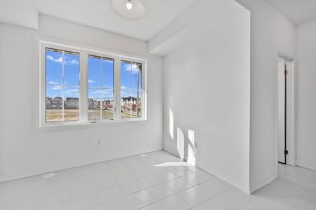 For Lease - 9 Lilac Lane, Thorold, Ontario - Photo 2