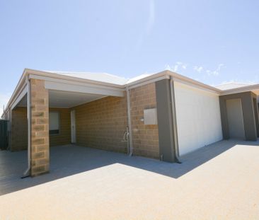 Brand New Two Bedroom Dual Living Property! - Photo 2