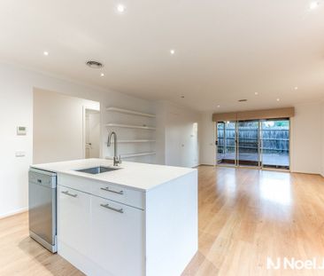2/13-15 Bardia Street, RINGWOOD - Photo 2