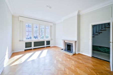 Quartier Fr. Roosevelt : Spacieuse maison - 5 CH- 3 SDB - Photo 5