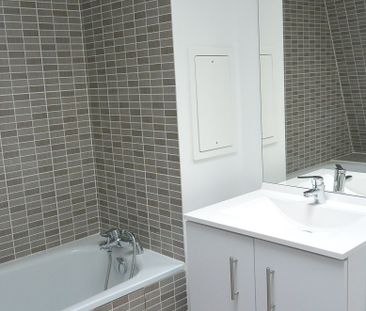 Location Appartement 4 pièces 71m² BRUNOY 91800 - Photo 1