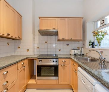 2 bedroom flat to rent - Photo 6