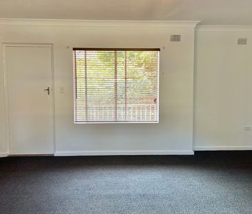 Central Convenient Locale - Photo 2