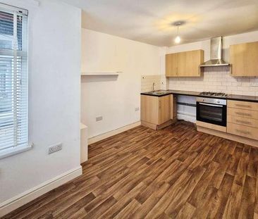 Courtybella Terrace, Newport, NP20 - Photo 2