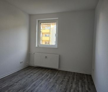 Großzügige 3-Zimmer-Wohnung mit ca. 64,06m² Wohnfläche und Loggia - Photo 1
