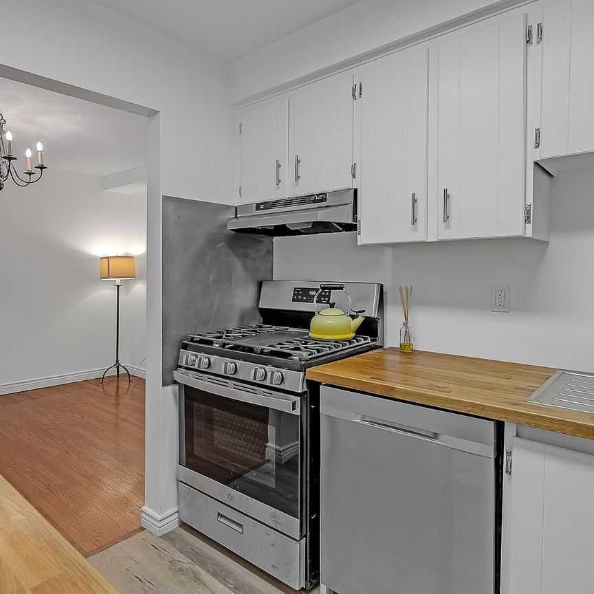 For Lease - 1387 Royal York Road Unit# 7, Toronto, Ontario - Photo 1