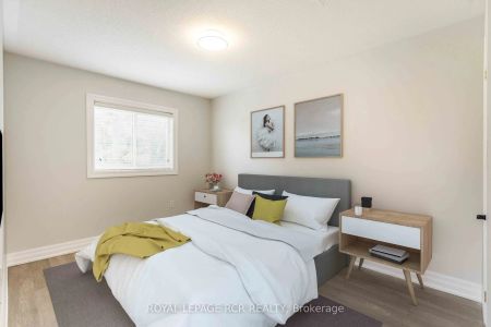 Condo Townhouse For Lease | N9256468 - Photo 5