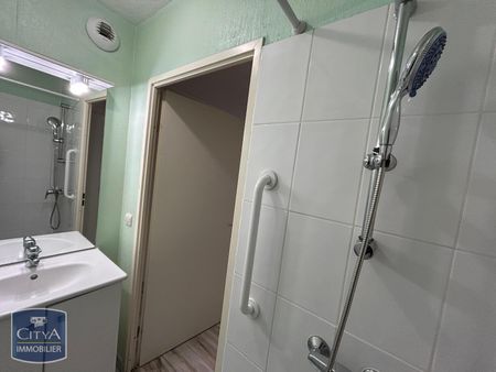 Location Appartement 4 pièces 83m² BORDEAUX 33800 - Photo 3