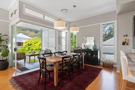 22 Ross Street, Paddington QLD 4064 - House For Rent | Domain - Photo 3