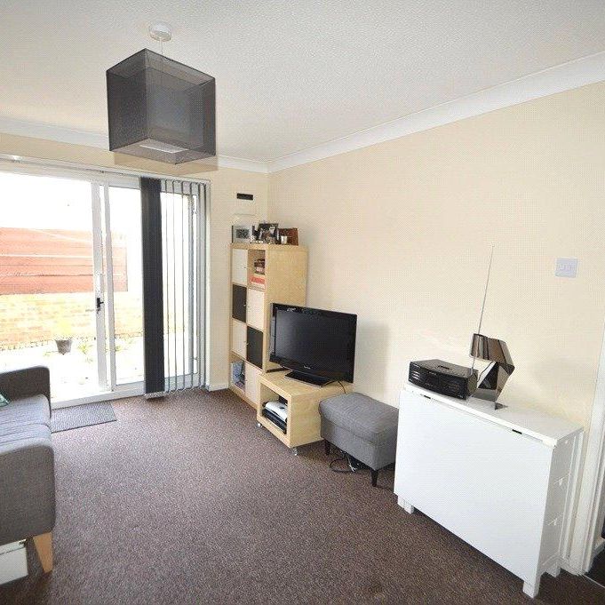 1 bedroom end of terrace house to rent - Photo 1