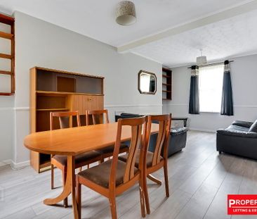 22 Moore Street, Derry/Londonderry, Waterside, BT47 2EY - Photo 2