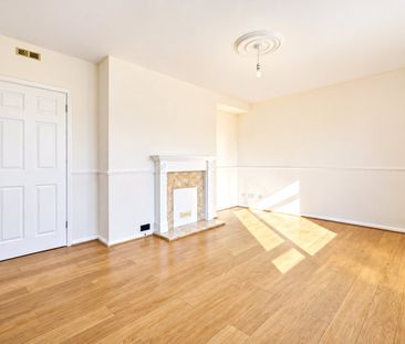 Upper Richmond Road, London, SW15 6SX - Photo 2