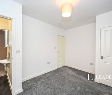 2 bedroom house to rent Station Road, Ashton-in-Makerfield, Wigan, WN4 - Photo 3