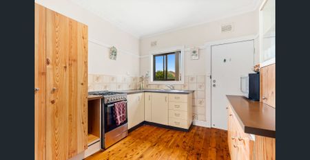 Neat and Tidy Home in a Sought After Pocket - Photo 5