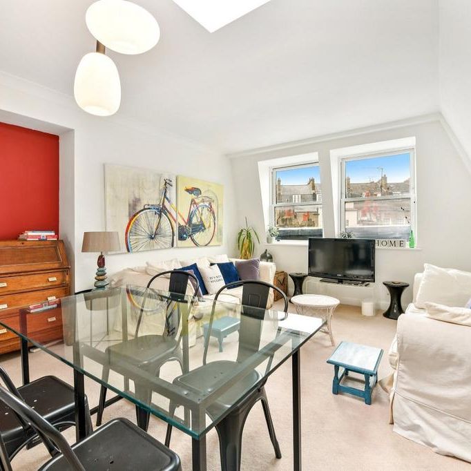 2 bedroom flat to rent - Photo 1