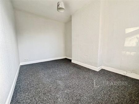 3 bedroom house to rent Clifford Street, WV6 - Photo 3