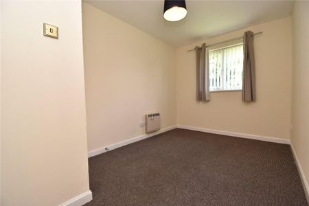 2 bedroom maisonette to rent - Photo 4