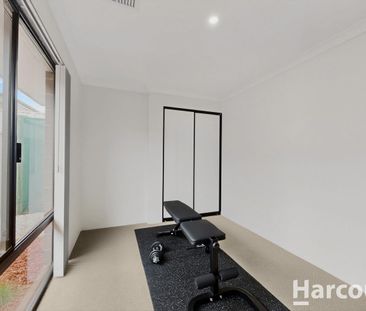 Modern Comfort, Solar Savings, Perfect Location! - Photo 2