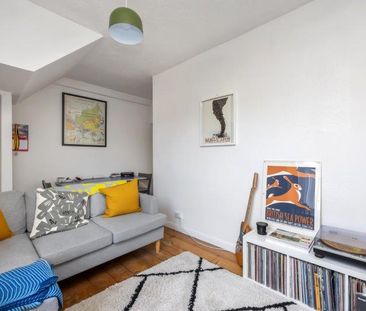 Charming light and airy double-bedroom garden flat to let in Brighton - Photo 6