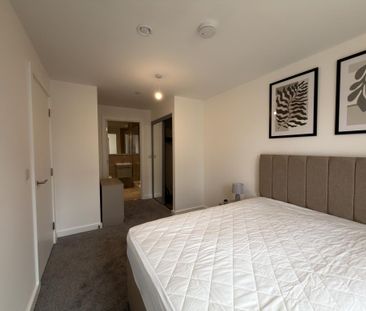 2 bedroom apartment to rent - Photo 4
