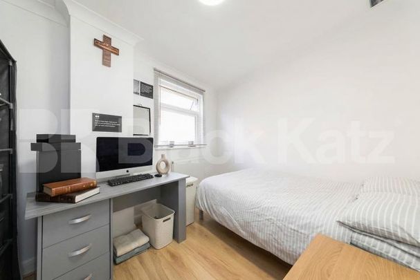 A well-presented two-bedroom property available to rent on Burnley Road, Dollis Hill - Photo 1