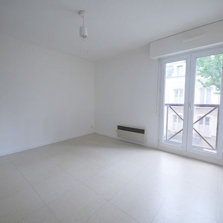 Location Appartement 1 pièce 21m² - Photo 4