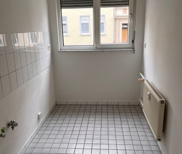2-Raum-Wohnung, 46,7 m², Lift, Bad mit Wanne & Fenster, separates WC. - Photo 4