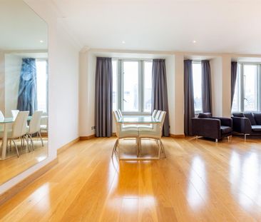 2 bed apartment to rent in Grainger Street, City Centre, NE1 - Photo 1