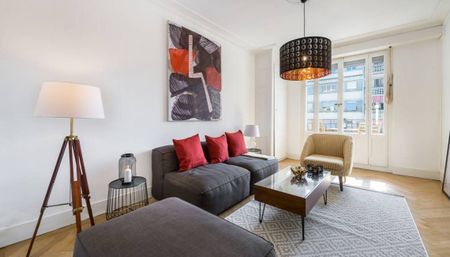 Charming 1-Bedroom Apartment with Balcony in Lively Charmilles, Geneva - Foto 2