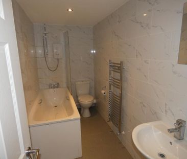4 bedroom property to rent - Photo 2