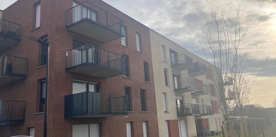 Location Appartement 2 pièces 44m² ARMENTIERES 59280 - Photo 3