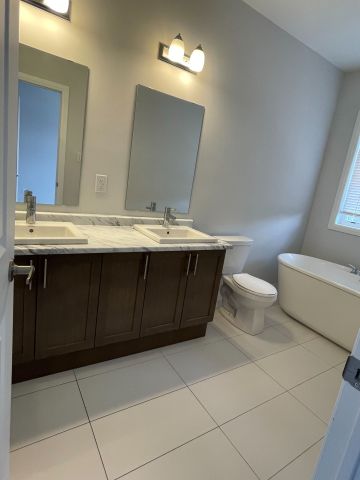 For Lease - 14 Lounts Lane, Markham, Ontario - Photo 4