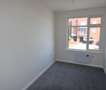 Leigh on Sea, Essex, SS9 - Photo 4