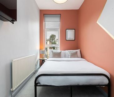 1 bedroom Flat To Let - Photo 1