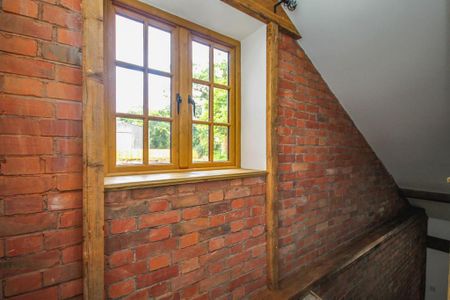 2 bedroom barn conversion to rent - Photo 4
